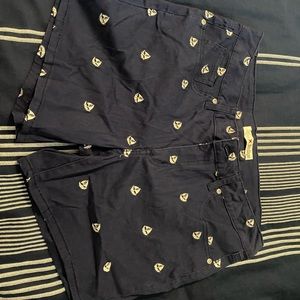 Sail boat embroidery shorts